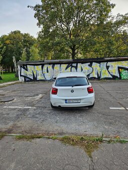 BMW 116i - 9