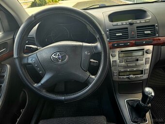 TOYOTA AVENSIS 2.0 D-4D●NOVÁ STK●VYHRIEVANÉ SEDADLÁ ● - 9