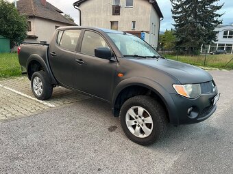 Mitsubishi L 200 L200 2.5 DI-D Double Cab Invite - 9