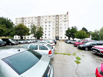 Krásne zrekonštruovaný 2-izbový byt, Skalica - Záhradná - 9