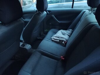 Škoda Octavia 1 1.6 rozpredám - 9