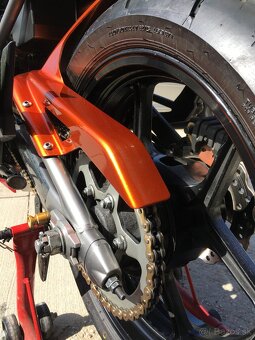Kawasaki ER6n - 9