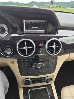 Mercedes Benz GLK 220 CDI BlueEFFICIENCY 4MATIC A/T - 9