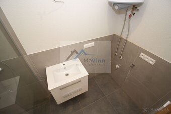 PREDAJ 2 izb DOM s pozem. 150m2 Veľké Uherce - 9