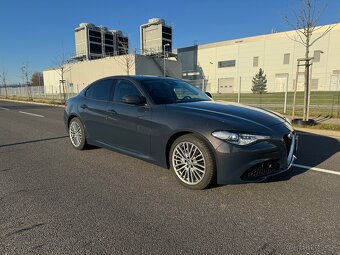 Alfa Romeo Giulia 2.2 Diesel - 9