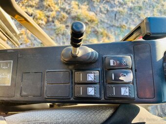 Kolesový bager Volvo EW160E s rotátorem - 9