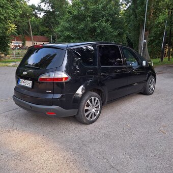 Ford S-max 2.0 TDCi 103 kW - 9