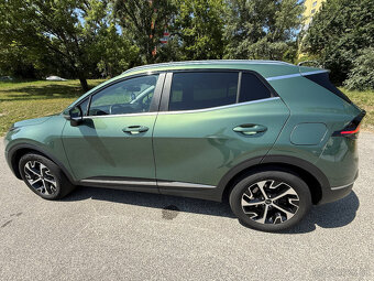 Kia Sportage 1.6 HEV Gold (2023) – hybrid, automat, 7-ročná - 9
