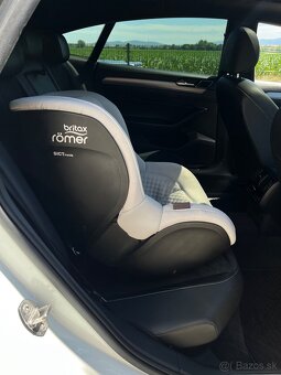 BRITAX RÖMER autosedačka + základňa - 9