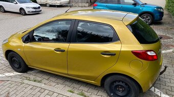 Mazda 2 - 9
