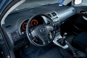 Toyota Corolla 1.6 S/L/ Vyhrievané sedadlá/ Tempomat - 9
