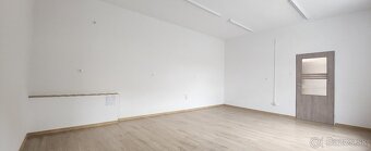 Ponúkame na prenájom kancelárske priestory v centre mesta. - 9