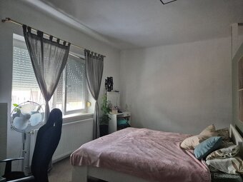 Rodinný dom na predaj v obci Dvory nad Žitavou. - 9