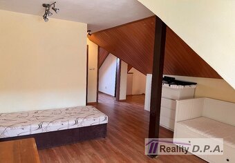 Útulný 3 izbový rodinný dom Vrútky- ihneď k nasťahovaniu - 9