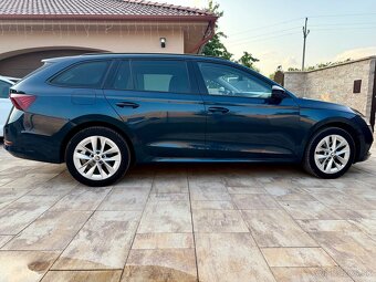 Skoda octavia 2.0tdi 110kw style dsg - 9