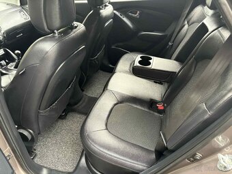 HYUNDAI IX35 1.7 CRDi 85KW  EXKLUZÍV - 9