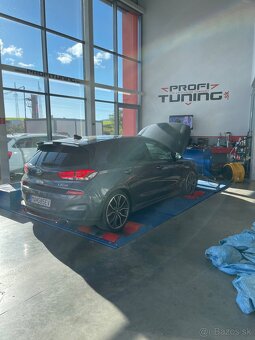 Hyundai i30N - 9