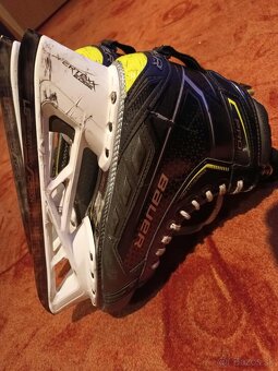 Brankárske korčule Bauer PRO, velkost 7, šírka FIT 2 - 9