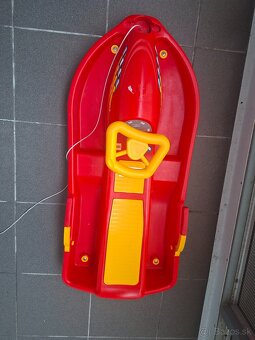 Boby s volantom do snehu - 9