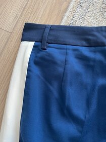 Dámske modré nohavice značky Benetton - 9