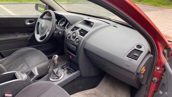 Predám Renault grandtour 1.6 benzín Megane - 9