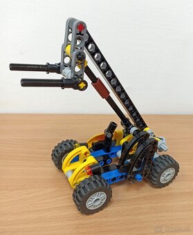 LEGO Technic - Stavebné stroje - 42023, 42032, 8045 - 9