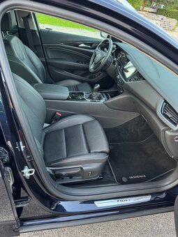 Opel Insignia ST 1.6 CDTI 136k S&S Exclusive - 9