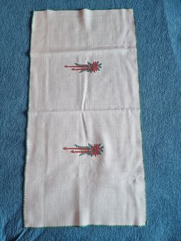 Predám vianočné prestieranie - 9