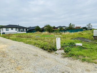 Predaj stavebný pozemok 700 m2, Svinia, okr. Prešov - 9