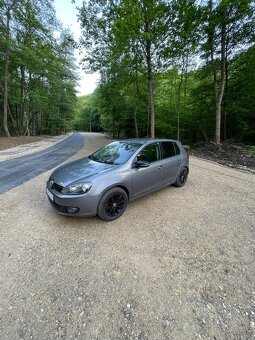 Volkswagen Golf VI 1.6Tdi - 9
