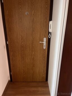 Na predaj 4-izbový byt po rekonštrukcii ,Rajec ,Hollého,84m2 - 9