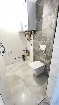 PREDÁM novovstavbu RD Čaňa v štádiu holodomu - 9