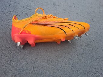 Predám kopačky lisáky / šróby najvyššiu radu PUMA - 9