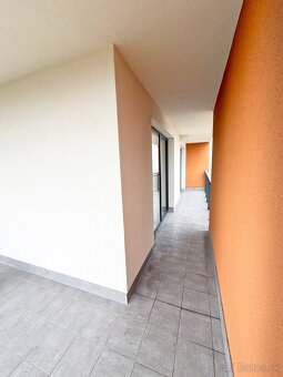 Prenájom 2 izbový byt v novostavbe Košice Panoráma s parkova - 9