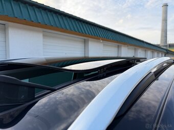 VW Sharan 2.0 TDI SOUND - 9