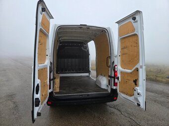 Opel Movano 2.3 CDTi - 9