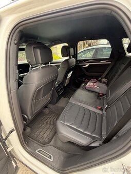 Volkswagen Touareg V8 - 9