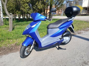 Honda Dylan 125 - 9