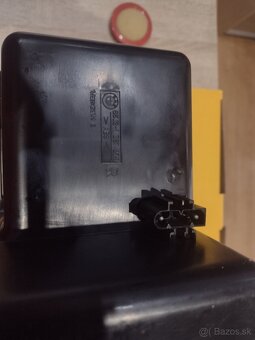 Predám kompletne zadné repro z vozidla BMW e36 - 9