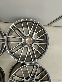 Porsche 911 992 Targa, Carrera,Turbo disky R20 / R21 - 9