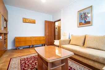 NA PREDAJ PRÍJEMNÝ 3 IZB.BYT NA TERASE, MIKOVÍNIHO - 9