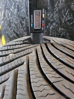 215/65 R16 Michelin zimne pneumatiky - 9