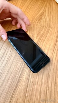 Apple iPhone 7, 128 GB - 9