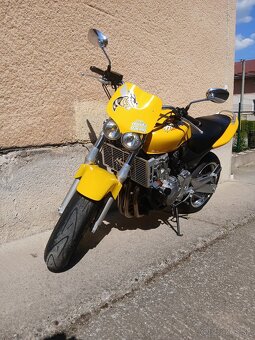 Honda CB600F Hornet - 9