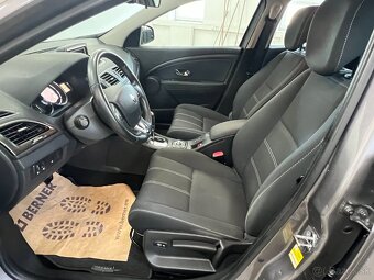 Renault Mégane kombi 1.5dCi AUTOMAT NAVI DIGIKLIMA - 9