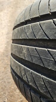 Originální Audi R18 8J ET39 – kvalitní Michelin – - 9