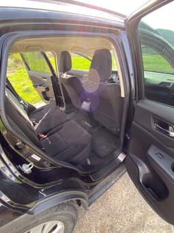 Predám Hondu CR-V 2013 2.2 4x4 - 9