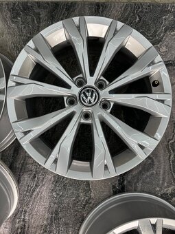 Originál Volkswagen r17 model Montana - 9