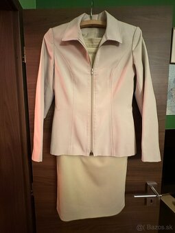 Predám dámske kostýmy pre managerku veľkosť 38 - 9
