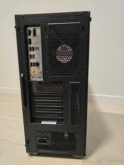 Intel i7-13700KF 64GB DDR4 GeForce RTX 3070 - 9